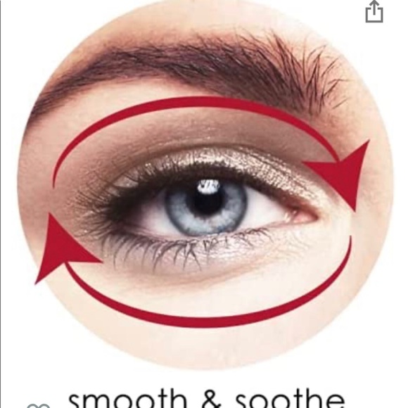 New Dermelect Revitalite Eyelid and Dark Circle Corrector - Picture 11 of 16